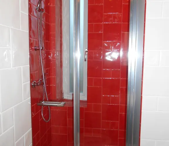 Hostel Lux - Z Prywatnymi łazienkami *